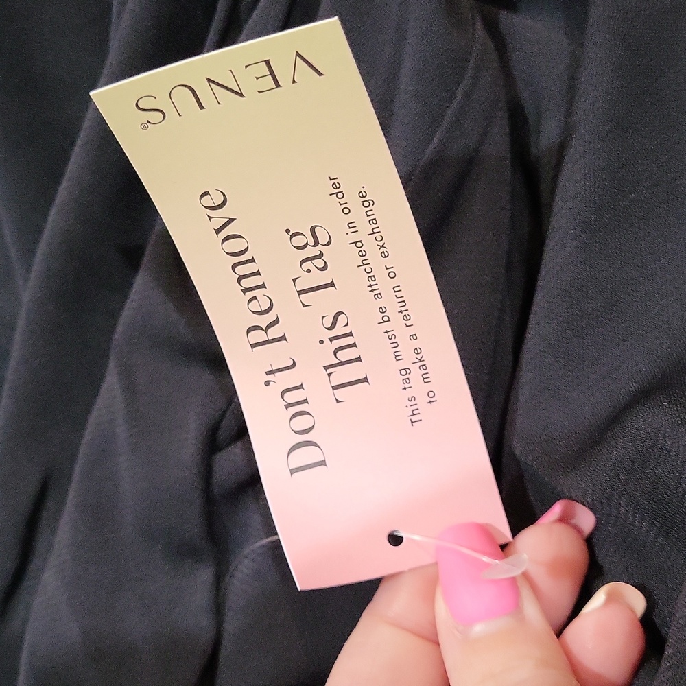 VENUS Maxi Dress - Picture 4 of 6